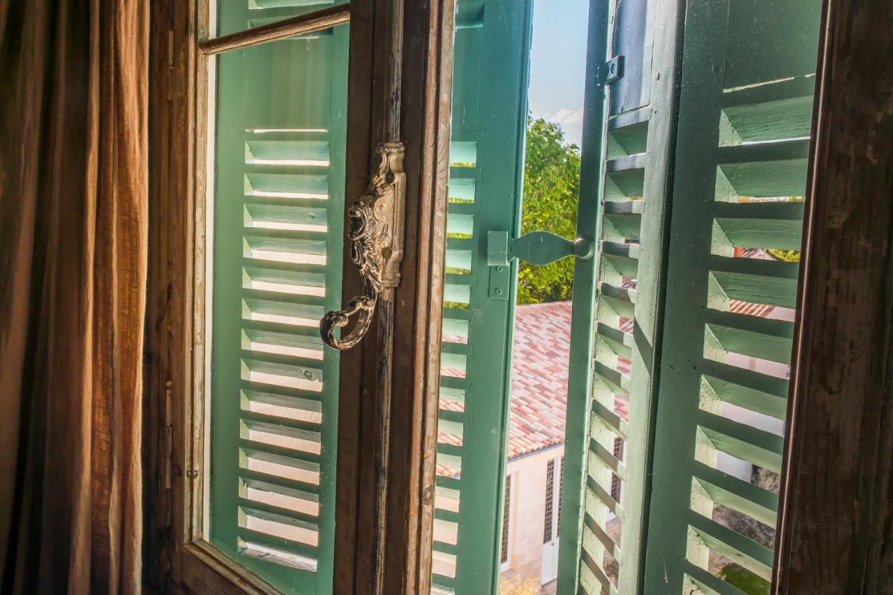 Le Lanternon Hotel Saint-Martin-de-Ré Kültér fotó